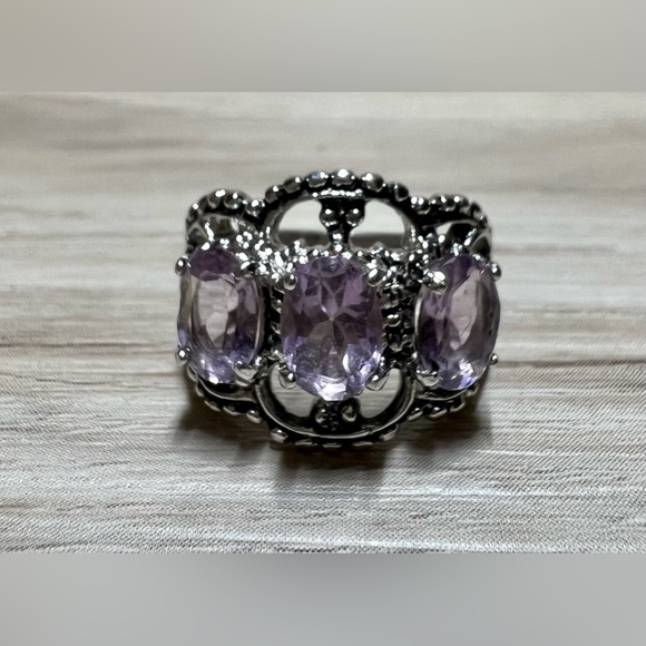 SETA Jewelry - Vintage Designer Signed SETA Sterling Silver 3 Stone Amethyst Ring, Size 6
